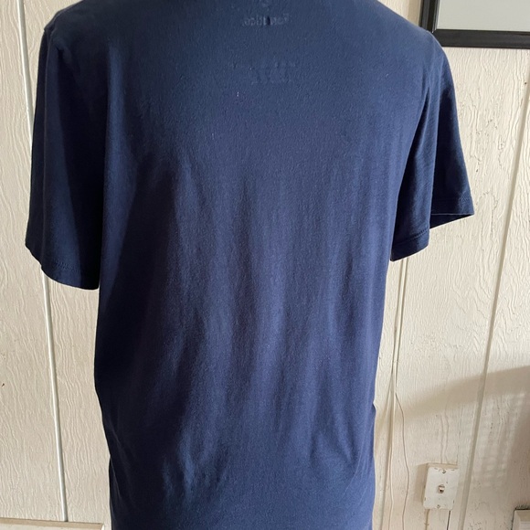 Seattle Kraken Fanatics Women's Primary Logo Team V-Neck T-Shirt - Deep Sea Blue - Picture 3 of 6